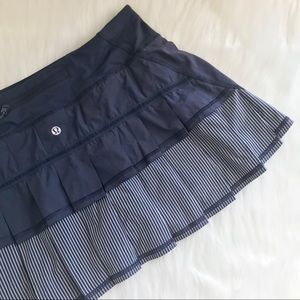 Lululemon Groove Nimbus Run Pacesetter skirt